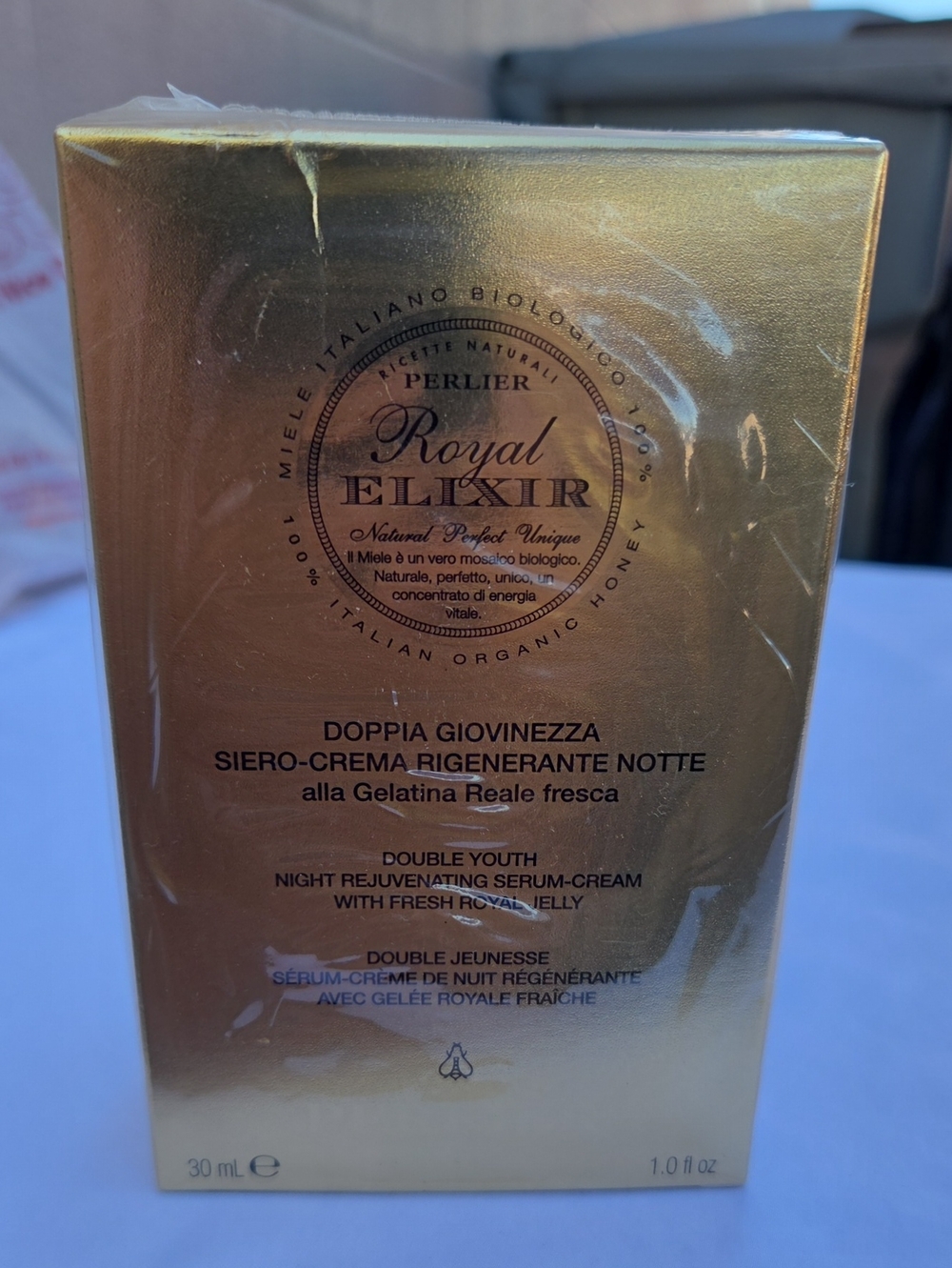 Perlier Royal Elixir Double Youth Night Rejuvenating Serum-Cream in Gold